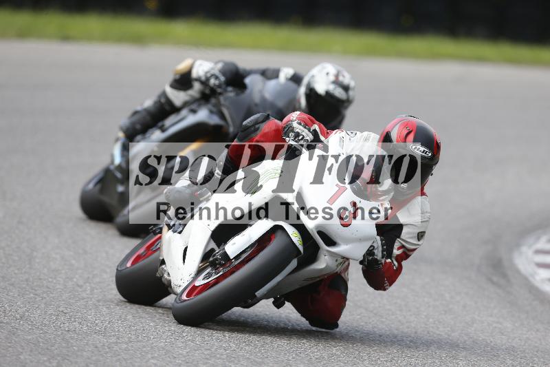 /Archiv-2025/53 16.09.2025 Track Day Domi Aegerter ADR/Gruppe rot/13